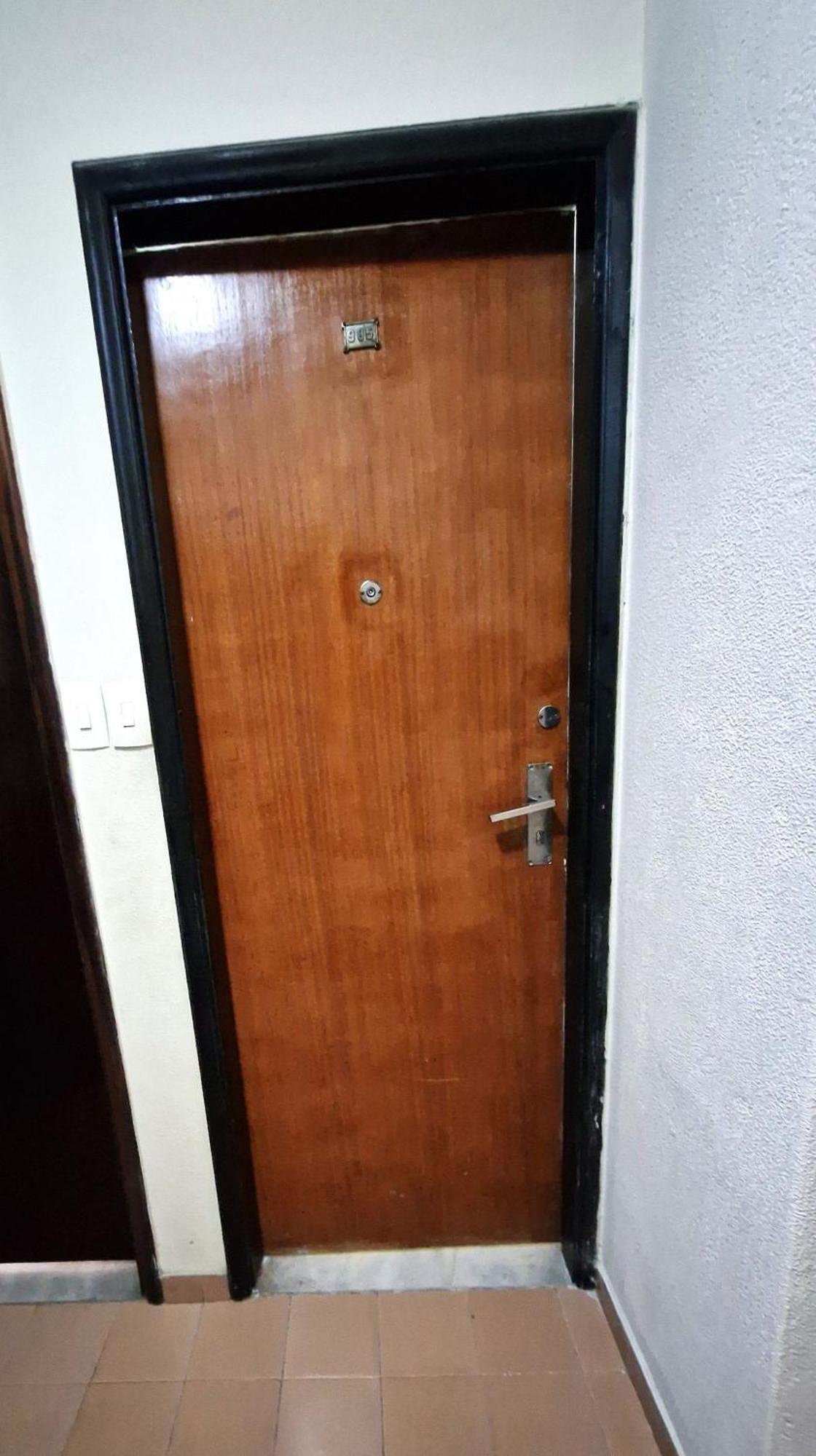 Silencioso E Recem Reformado Apartamento *